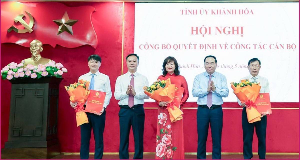 Khánh Hòa điều động, chỉ định, bổ nhiệm cán bộ lãnh đạo cấp sở, ngành, địa phương
