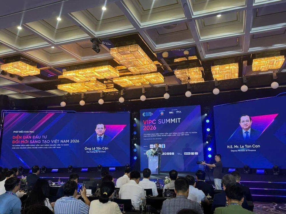 Việt Nam thúc đẩy cơ chế huy động vốn cho AI, bán dẫn và công nghệ số