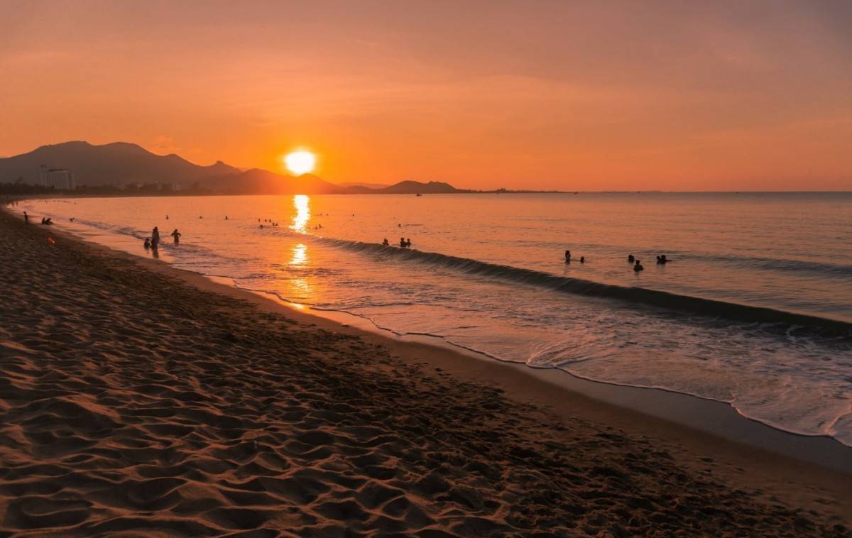 Khánh Hòa: Xây dựng hình ảnh điểm đến "Văn minh, thân thiện" tại bãi biển Ninh Chữ