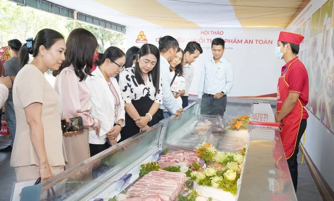 VISSAN giới thiệu “chuỗi thực phẩm an toàn” đến các trường học