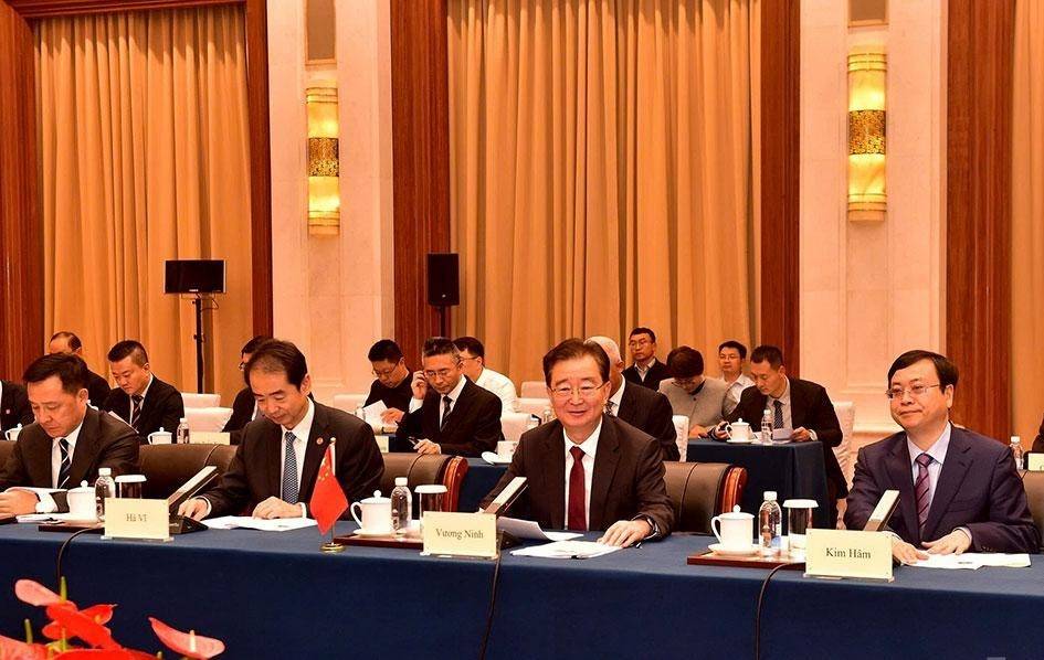 Tuyên Quang mở rộng kết nối thương mại và du lịch với tỉnh Vân Nam(Trung Quốc)