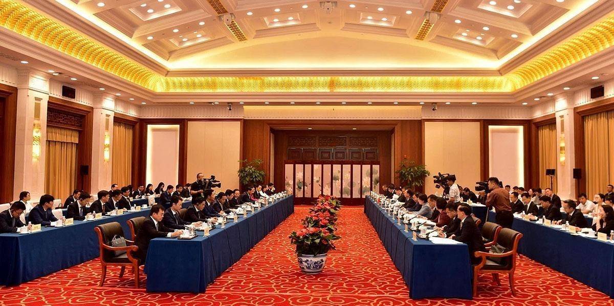 Tuyên Quang mở rộng kết nối thương mại và du lịch với tỉnh Vân Nam(Trung Quốc)