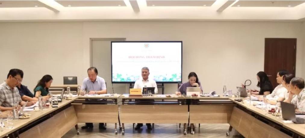 Chiều 28/5, Thứ trưởng Tư pháp Nguyễn Thanh Tú chủ trì Hội đồng thẩm định Hồ sơ chính sách dự thảo Luật Giao dịch hàng hóa phái sinh.
