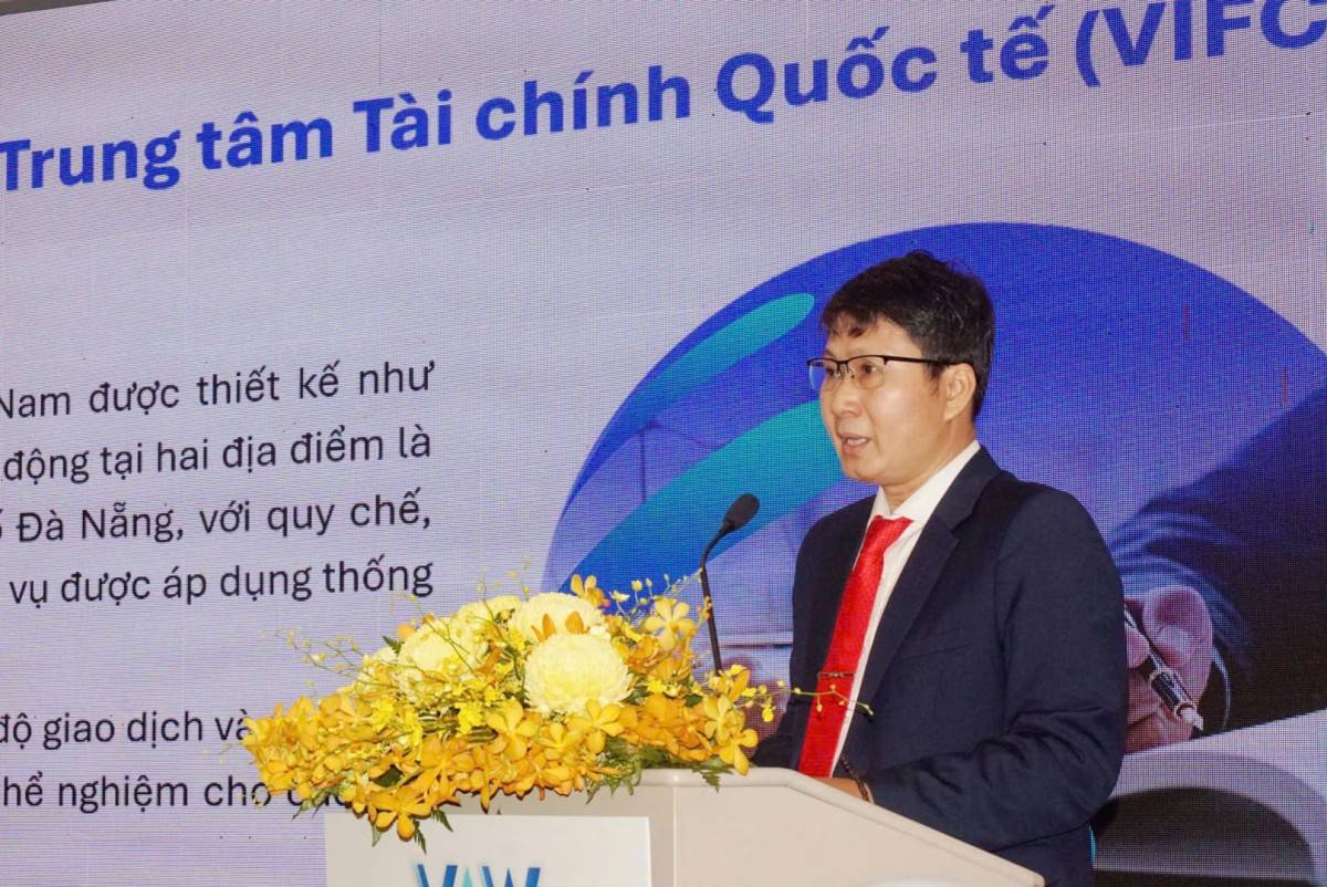 ông Hoàng Huy Trường – Trưởng Ban Pháp chế Cơ quan điều hành Trung tâm Tài chính Quốc tế Việt Nam tại TP. Hồ Chí Minh