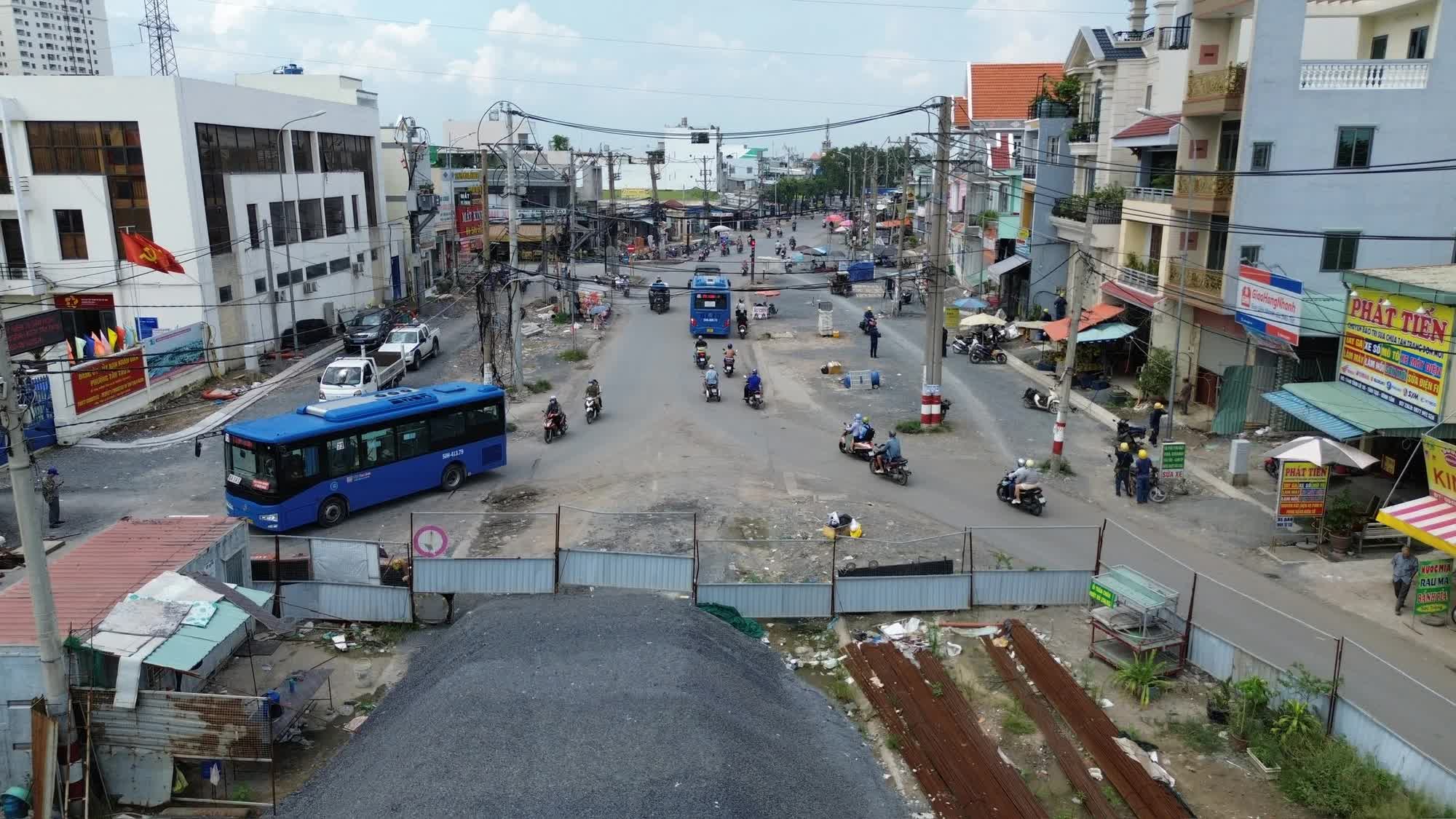 TP. Hồ Chí Minh điều chuyển vốn khỏi dự án chậm tiến độ, ưu tiên công trình có khả năng giải ngân cao