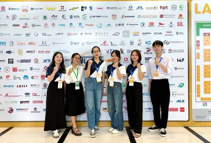 Đội ngũ nhân sự Công ty Cổ phần kinh doanh quốc tế Fingroup. Ảnh: CTCC.