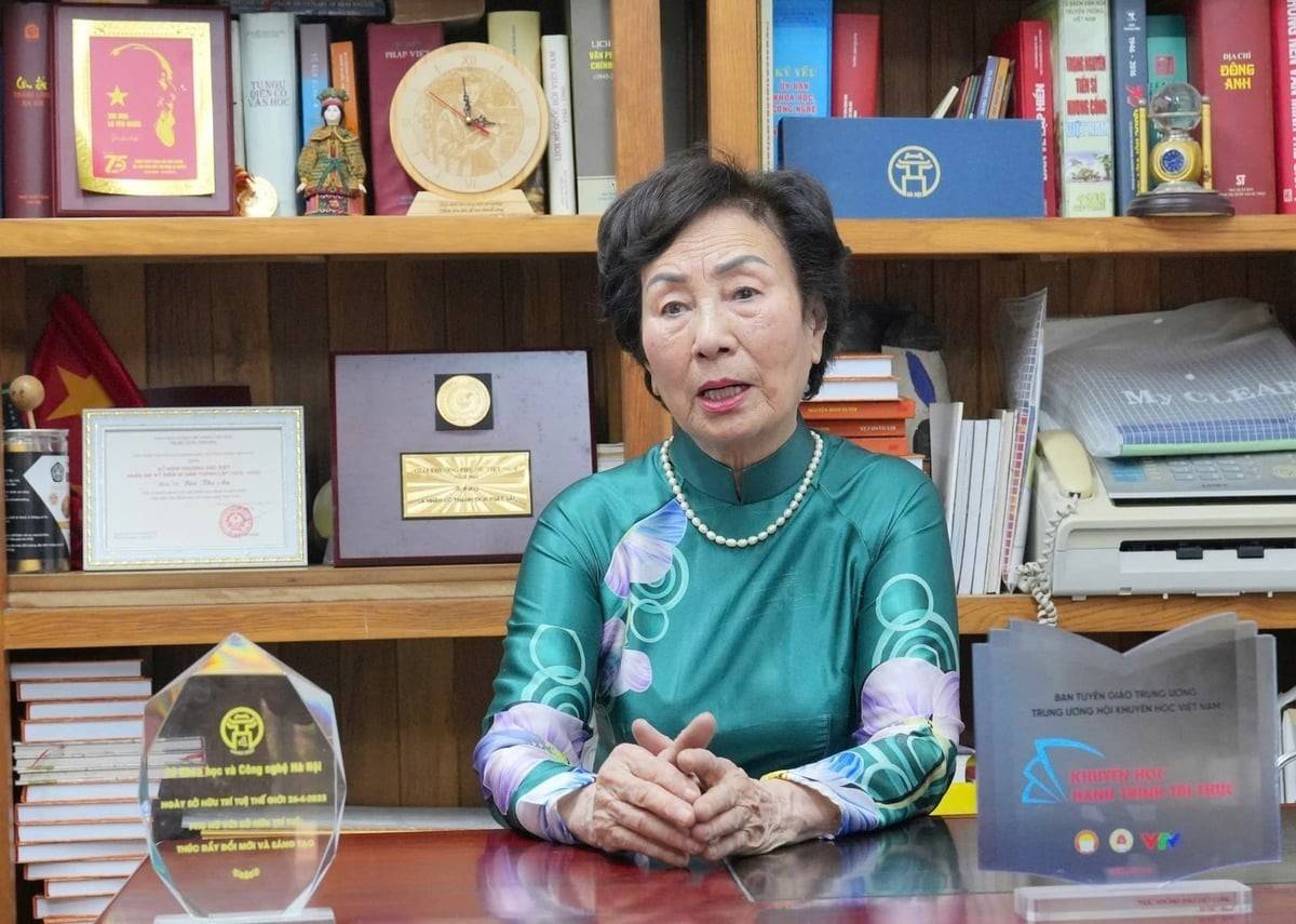 Phó Giáo sư, Tiến sĩ Bùi Thị An - nguyên Đại biểu Quốc hội khóa XIII, Chủ tịch Hội Nữ trí thức Hà Nội, Viện trưởng Viện Tài nguyên, Môi trường và Phát triển cộng đồng. Ảnh: Hà Trang