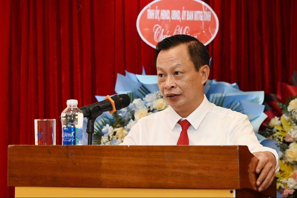 Ông Bùi Khắc Bằng được bầu làm Chủ tịch Liên hiệp các Hội KH&KT Hà Tĩnh