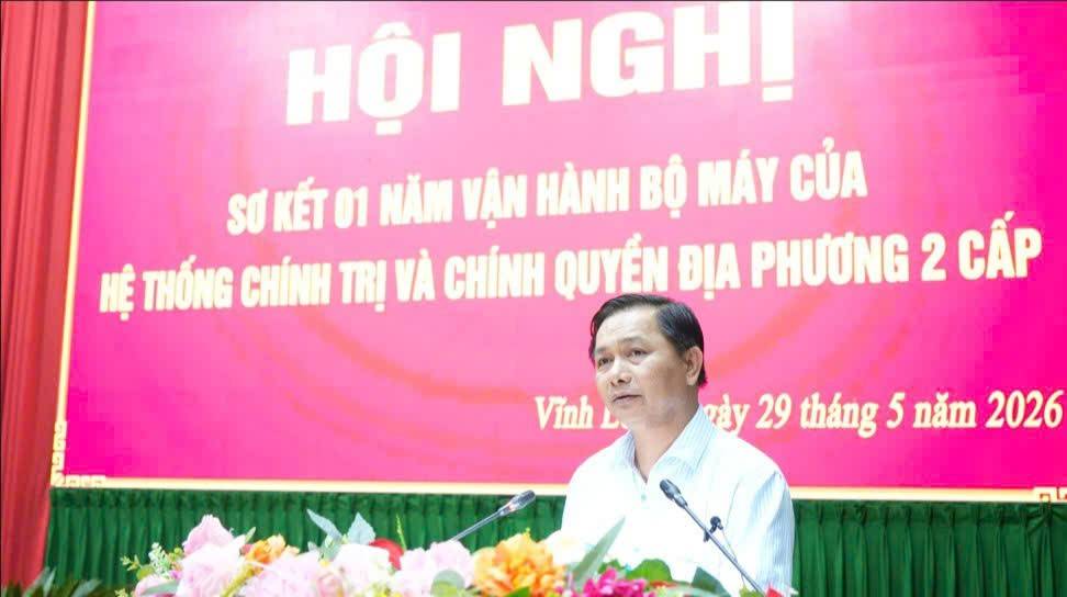 Đồng chí Trần Văn Lâu - Bí thư Tỉnh ủy phát biểu kết luận hội nghị.
