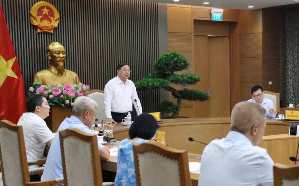 Phó thủ tướng Thường trực Phạm Gia Túc chủ trì cuộc họp với 2 Hiệp hội.