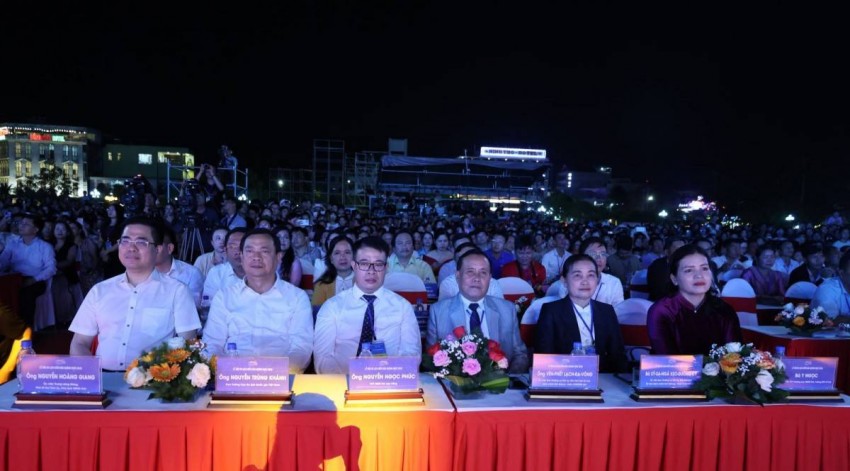 Chủ tịch UBND tỉnh Quảng Ngãi; cùng đại diện lãnh đạo các tỉnh Champasak, Salavan, Sekong của Lào, các tỉnh Ratanakiri, Stung Treng của Campuchia và nhiều địa phương trong cả nước.