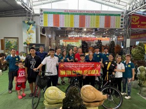 Những vòng xe chở ước mơ đến trường