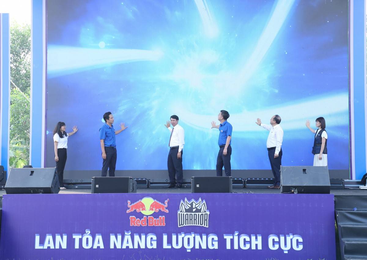 Hơn 2.000 thanh niên công nhân dự Ngày hội “Lan tỏa năng lượng tích cực” tại Phú Thọ