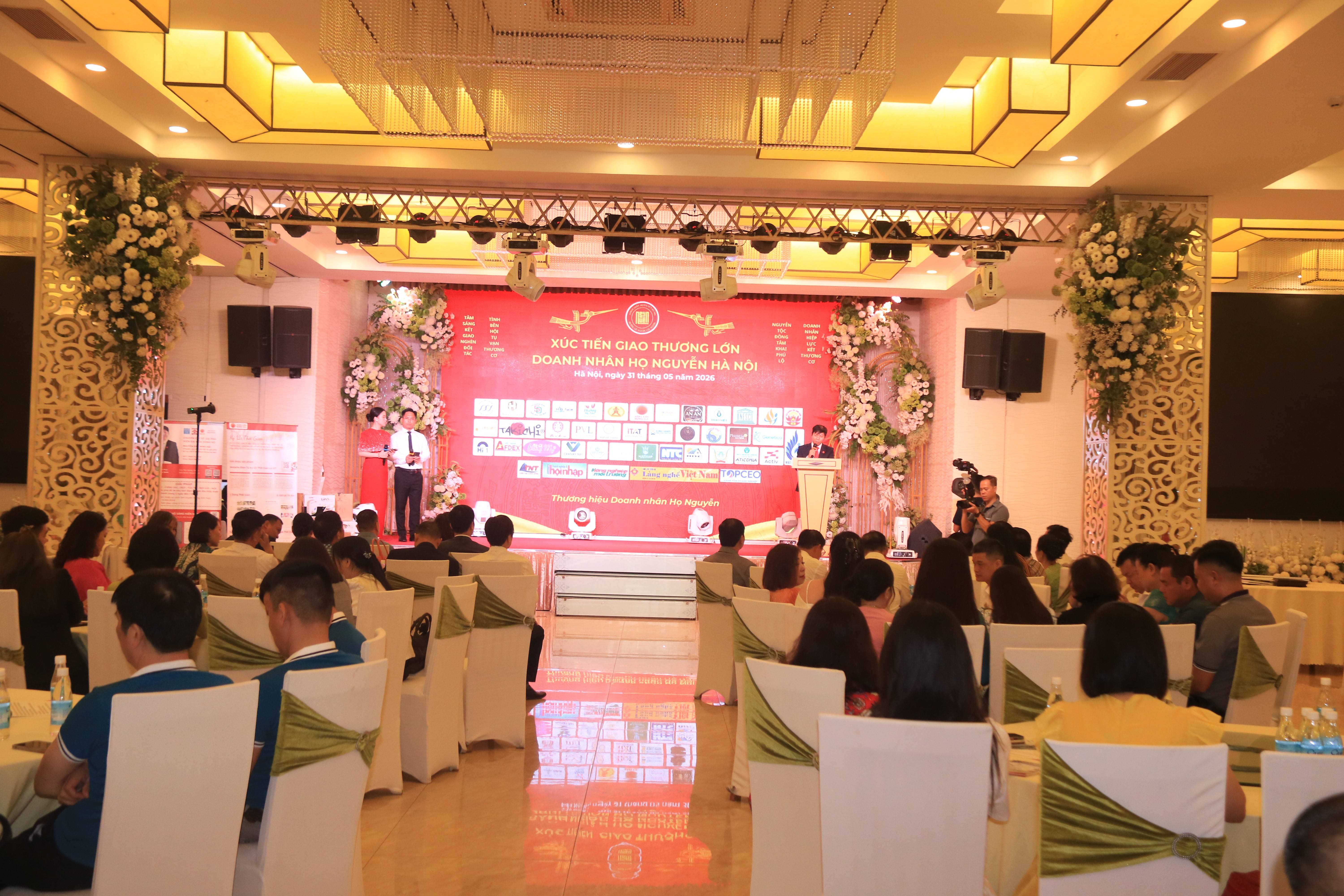 Quang cảnh hội nghị
