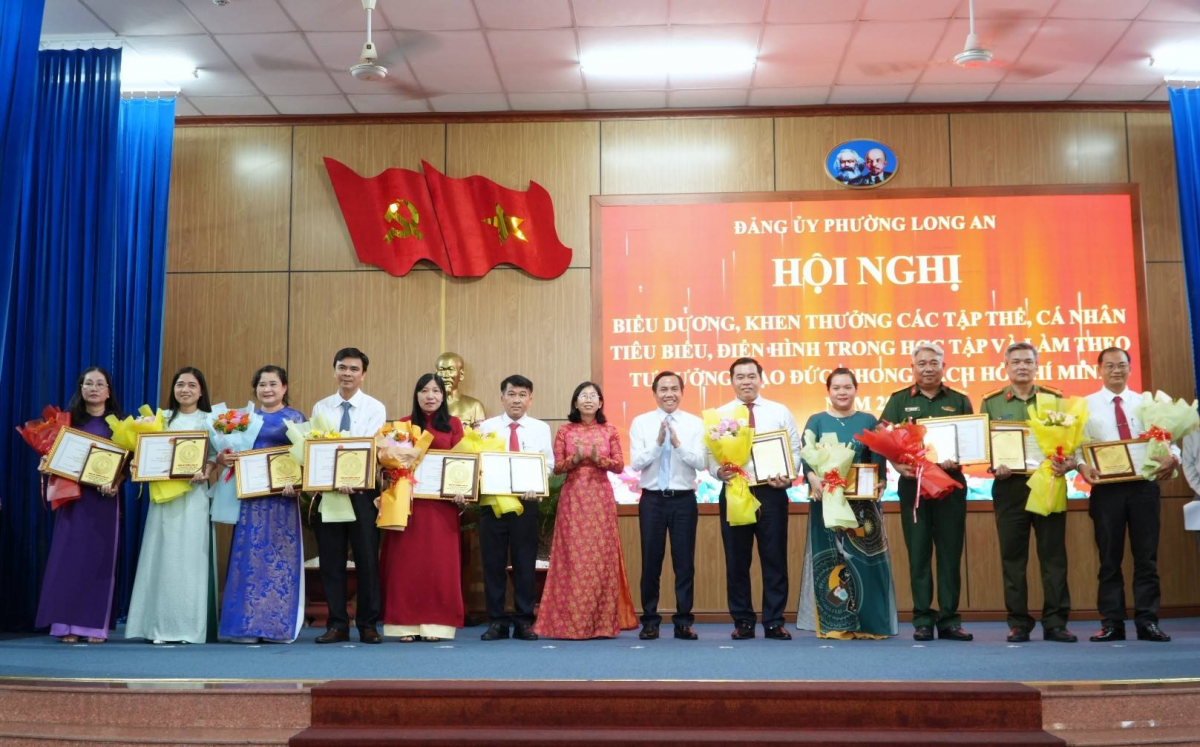 Phường Long An (Tây Ninh): Nỗ lực xây dựng địa phương hạnh phúc, lấy người dân làm trung tâm phục vụ