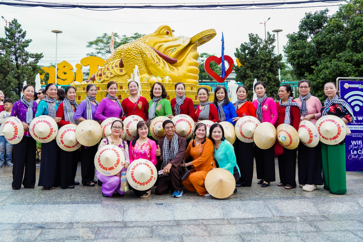 Thưởng thức hàng trăm đặc sản Phương Nam tại lễ hội trái cây Nam Bộ