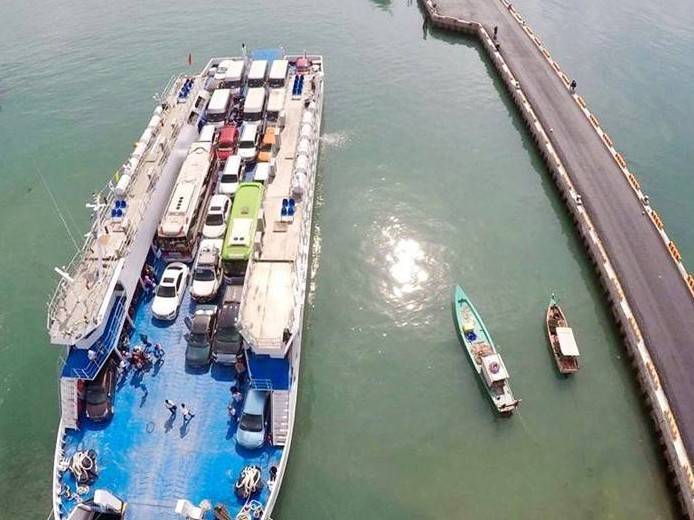 Bộ Xây dựng bãi bỏ thủ tục chấp thuận phương án giá vận hành khai thác bến phà đường bộ