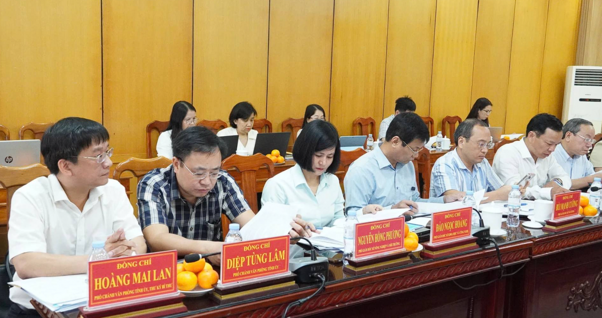 Quảng Trị yêu cầu đẩy mạnh chuyển đổi số, phát triển nông nghiệp công nghệ cao ở cơ sở