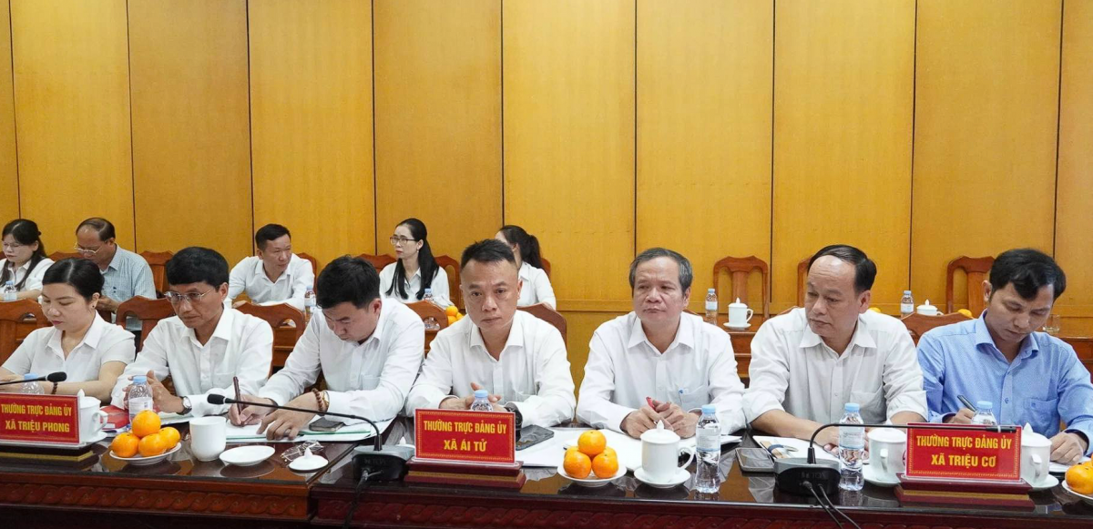 Quảng Trị yêu cầu đẩy mạnh chuyển đổi số, phát triển nông nghiệp công nghệ cao ở cơ sở