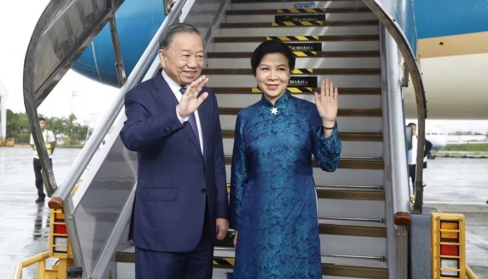 Tổng Bí thư, Chủ tịch nước Tô Lâm và Phu nhân rời thủ đô Manila, kết thúc tốt đẹp chuyến thăm cấp Nhà nước tới Philippines (Ảnh: TTXVN).