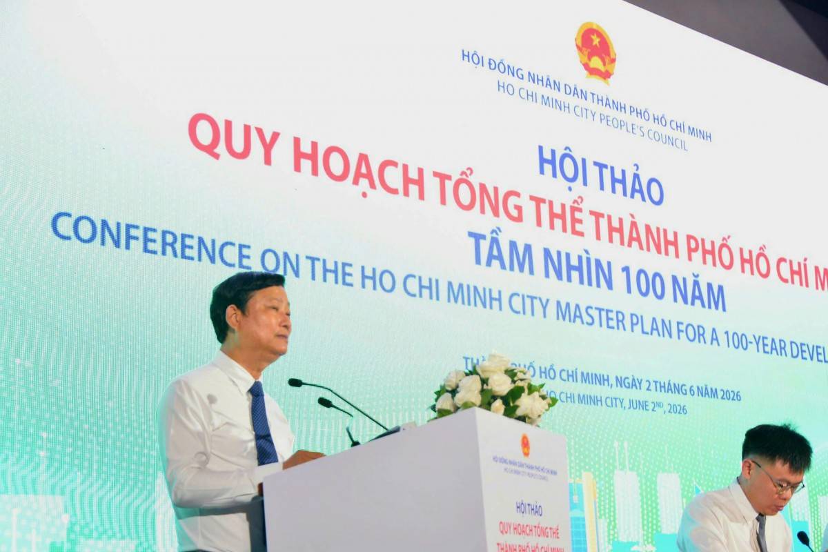ông Võ Văn Minh, Ủy viên Trung ương Đảng, Phó Bí thư Thành ủy, Chủ tịch Hội đồng nhân dân Thành phố Hồ Chí Minh 
