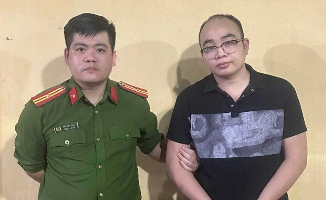 Cơ quan chức  năng đã khởi tố bị can, bắt tạm giam đối với Phạm Ngọc Mạnh - Giám đốc Công ty TNHH Dịch vụ Truyền thông Siêu Thị Seo.