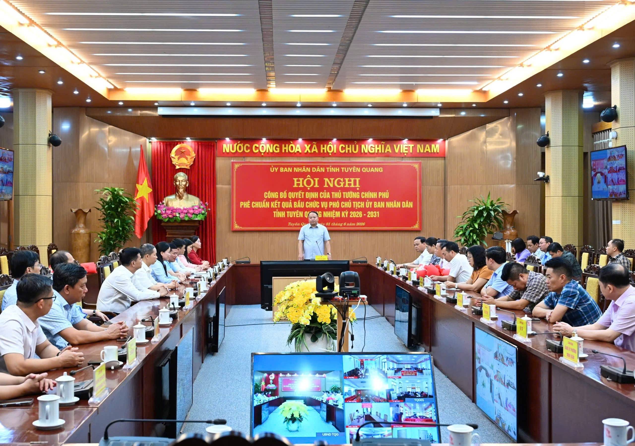 Tuyên Quang tăng cường đội ngũ lãnh đạo UBND tỉnh