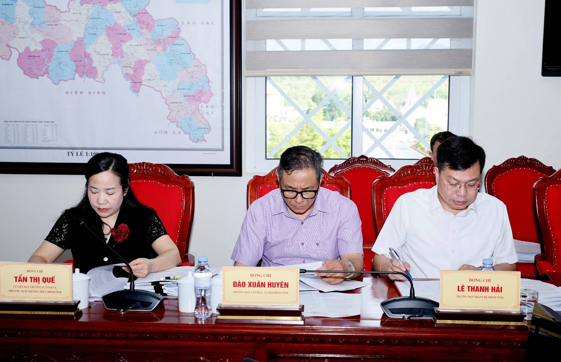 Các đại biểu tha dự kỳ họp