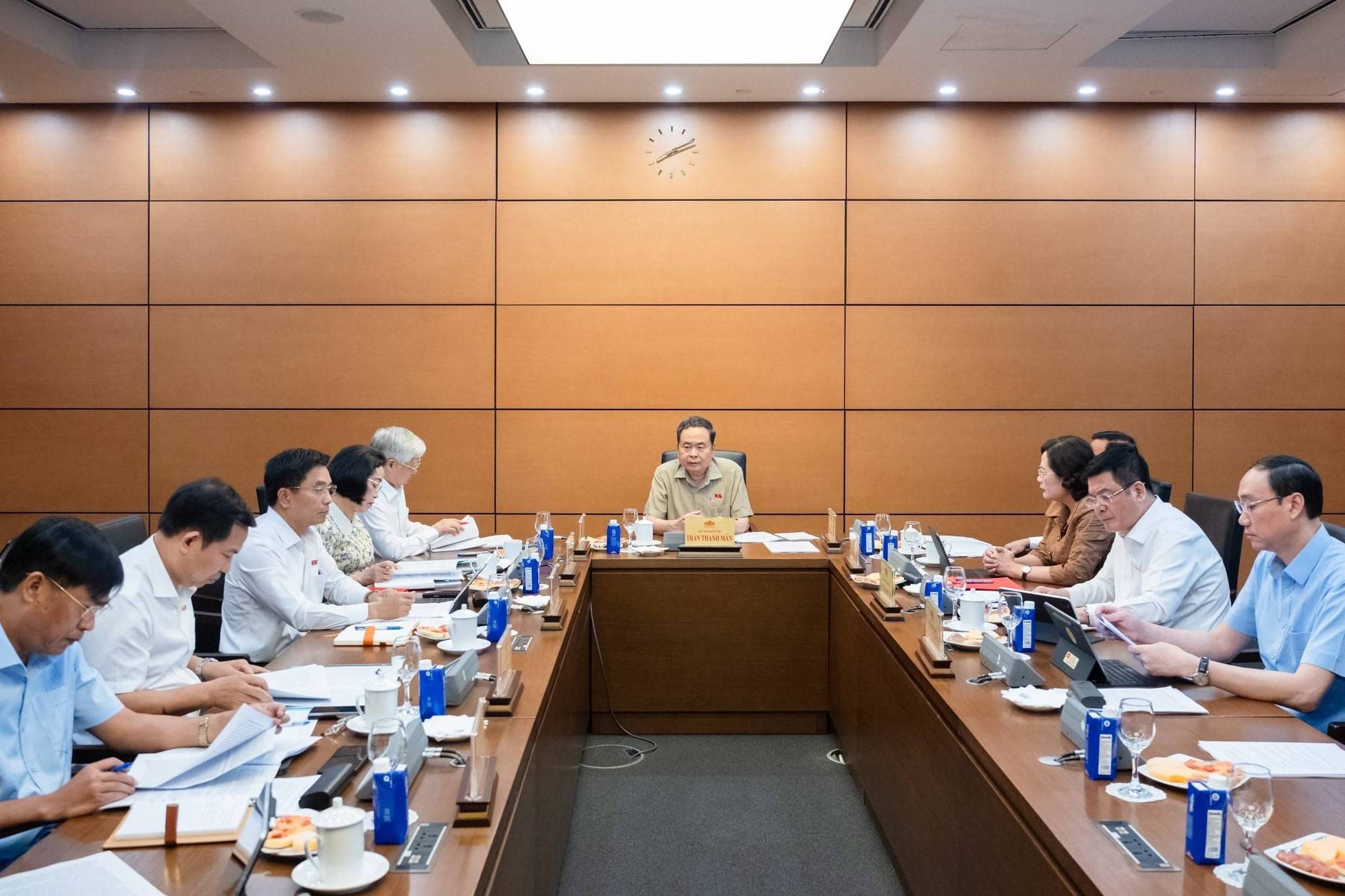 Chủ tịch Quốc hội Trần Thanh Mẫn: Đổi mới tư duy lập pháp để hiện thực hóa mục tiêu tăng trưởng hai con số