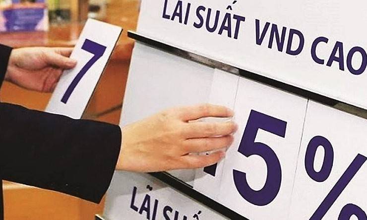 Thêm tín hiệu mới trên thị trường: Một ngân hàng Big4 nâng mạnh lãi suất tiền gửi online