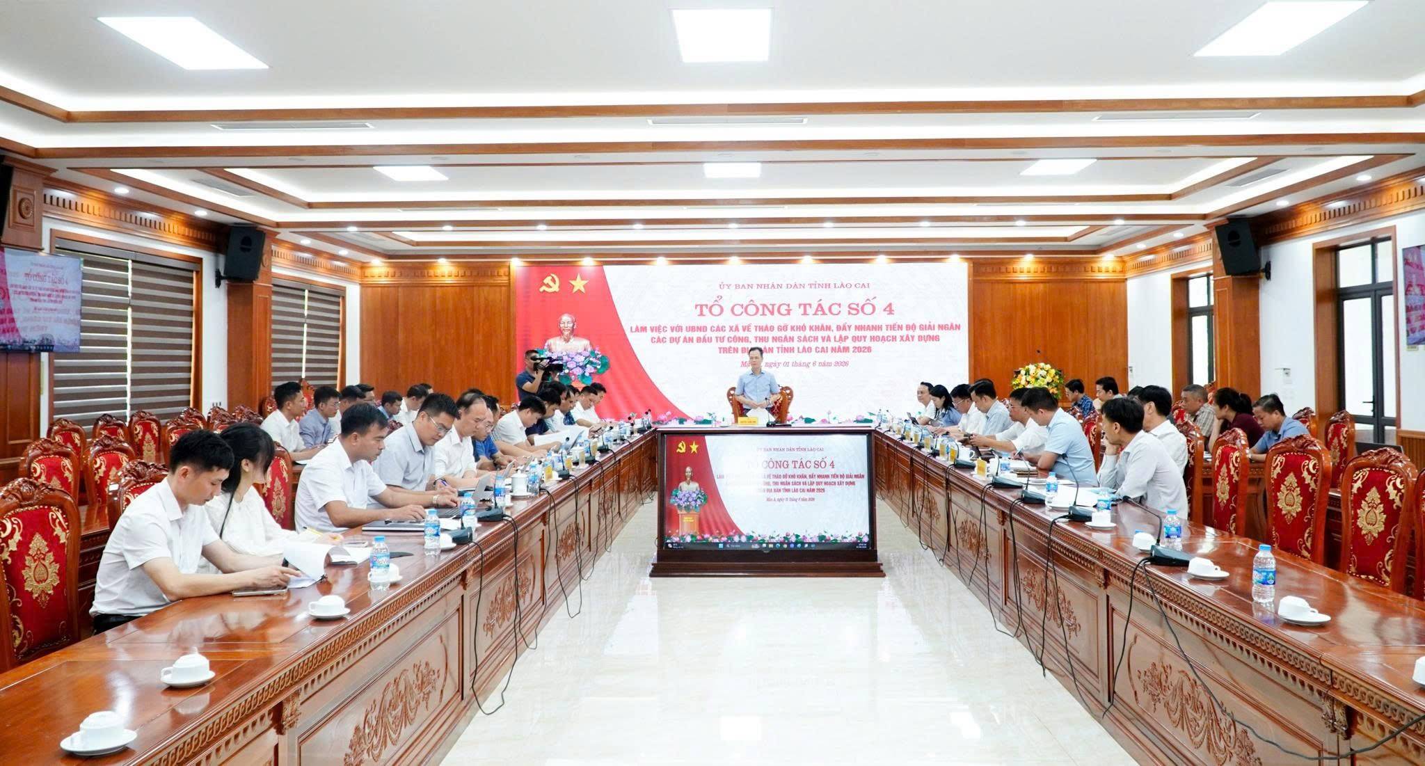 Lào Cai tháo gỡ điểm nghẽn đầu tư công, thúc đẩy phát triển vùng động lực khu vực phía Nam của tỉnh