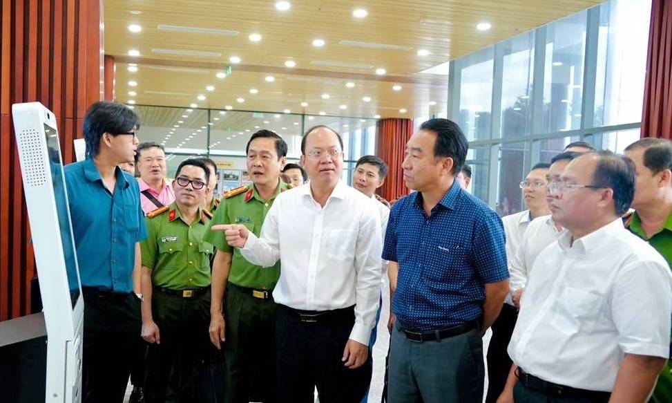 Cà Mau thí điểm “Trạm Công dân số”, thúc đẩy chuyển đổi số toàn diện phục vụ người dân