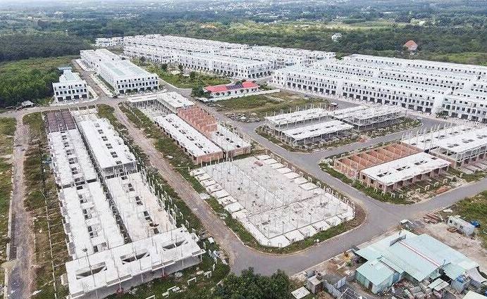 Đầu tư LDG sắp bị Sacombank thu giữ hơn 500 sổ đỏ, chuyện gì đang xảy ra?