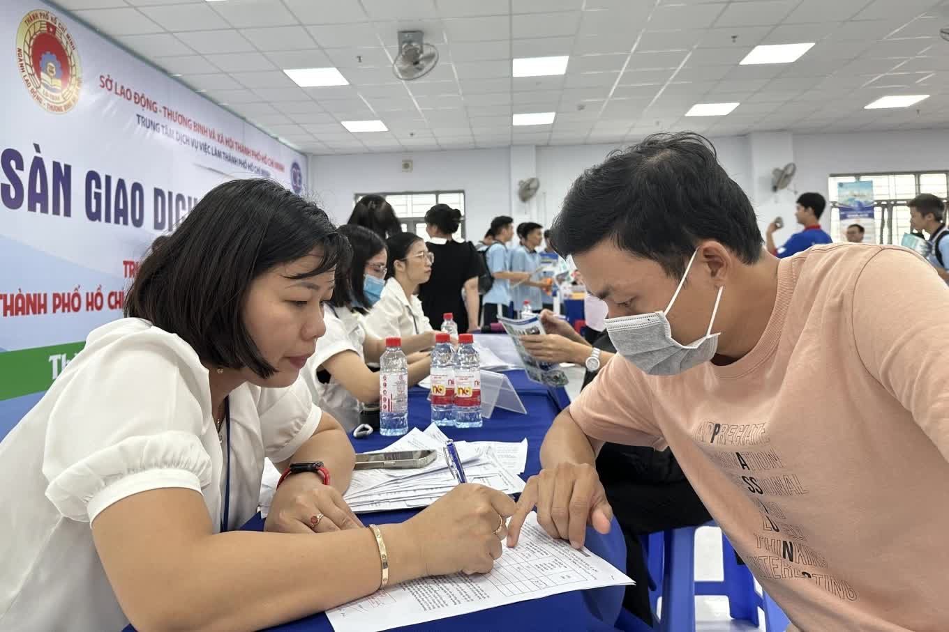 TP. Hồ Chí Minh đặt mục tiêu tạo 900.000 việc làm mới đến năm 2030