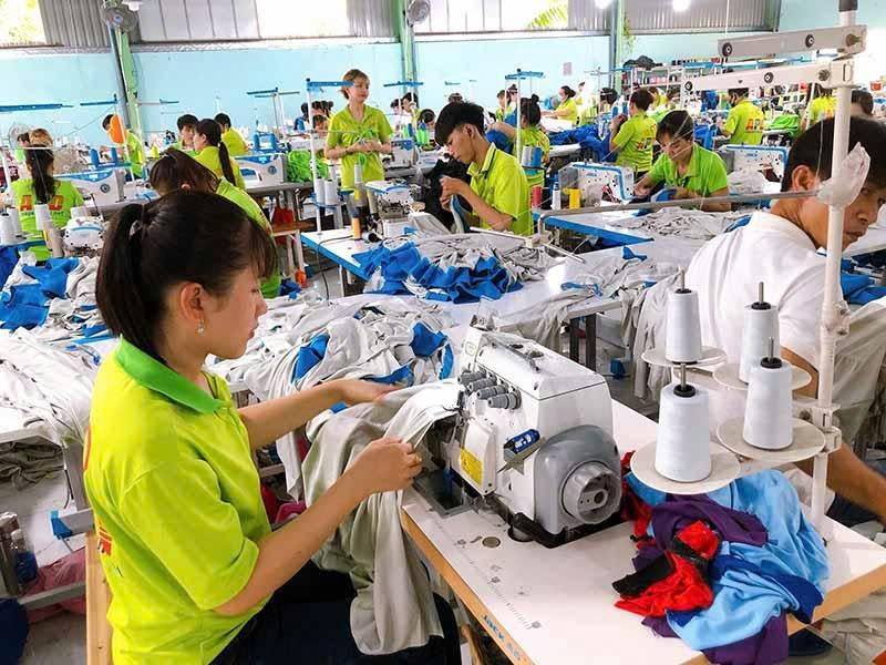 đề xuất mở rộng diện tham gia BHXH bắt buộc đối với cả người lao động làm việc theo hợp đồng dưới một tháng.
