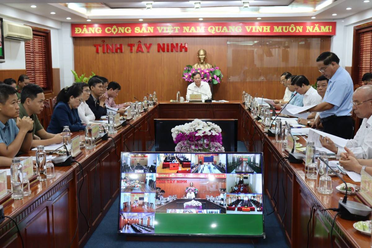 Hội nghị tháo gỡ khó khăn và đẩy nhanh tiến độ các dự án nhà ở xã hội tại Tây Ninh năm 2026