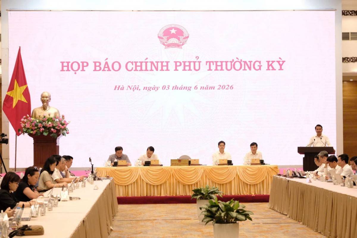 Bộ Công Thương kêu gọi người dân giám sát chất lượng xăng E10