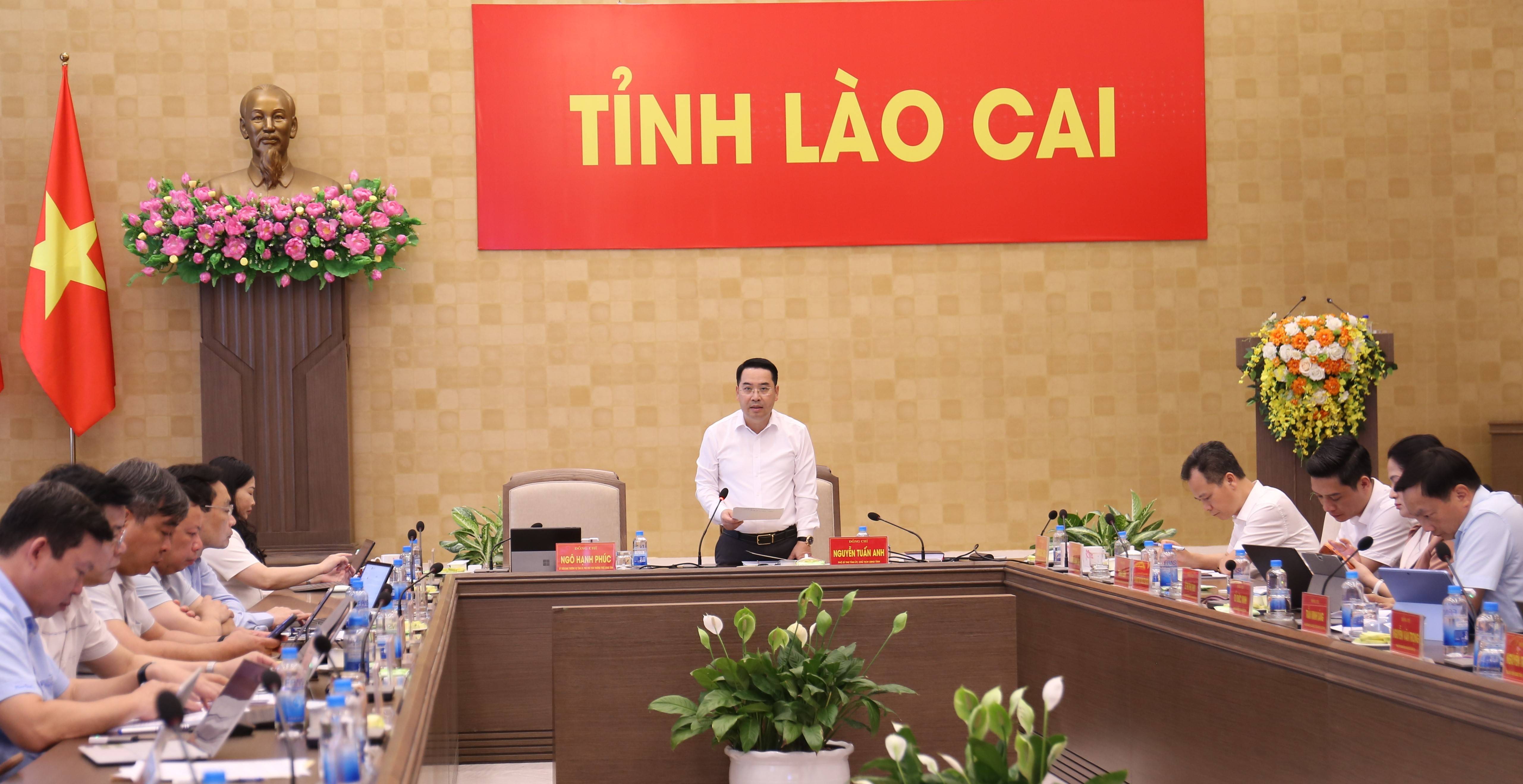 Tin thời sự 02/06/2026 Họp thành viên UBND tỉnh tháng 6/2026: Phấn đấu tăng trưởng Quý II/2026 đạt 10,45%. Lượt xem: 74       CTTĐT - Chiều 2/6, UBND tỉnh tổ chức Hội nghị thành viên UBND tỉnh thường kỳ tháng 6/2026 nhằm đánh giá kết quả phát triển kinh t