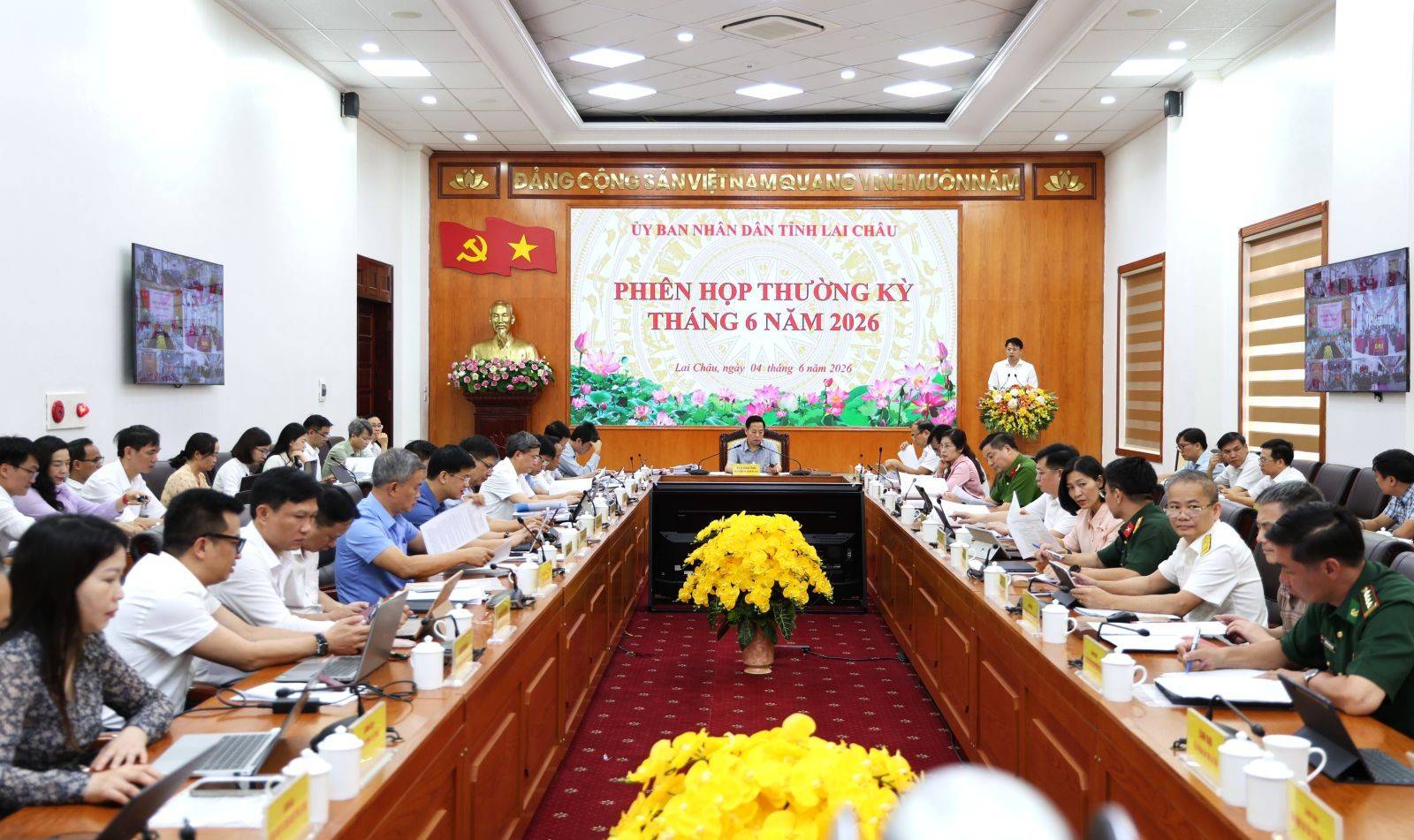 Lai Châu thúc tiến độ đầu tư công, gỡ nghẽn nguồn thu đất, tăng tốc 6 tháng cuối năm