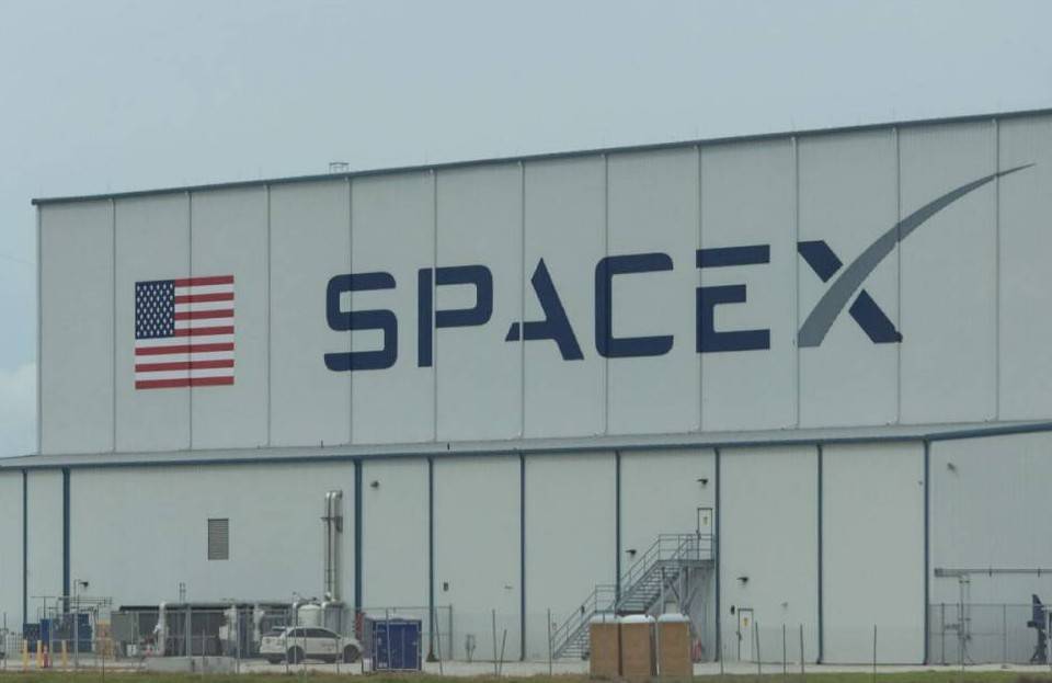 S&P giữ nguyên tiêu chí vào chỉ số, SpaceX thêm rào cản gia nhập S&P 500 sau IPO