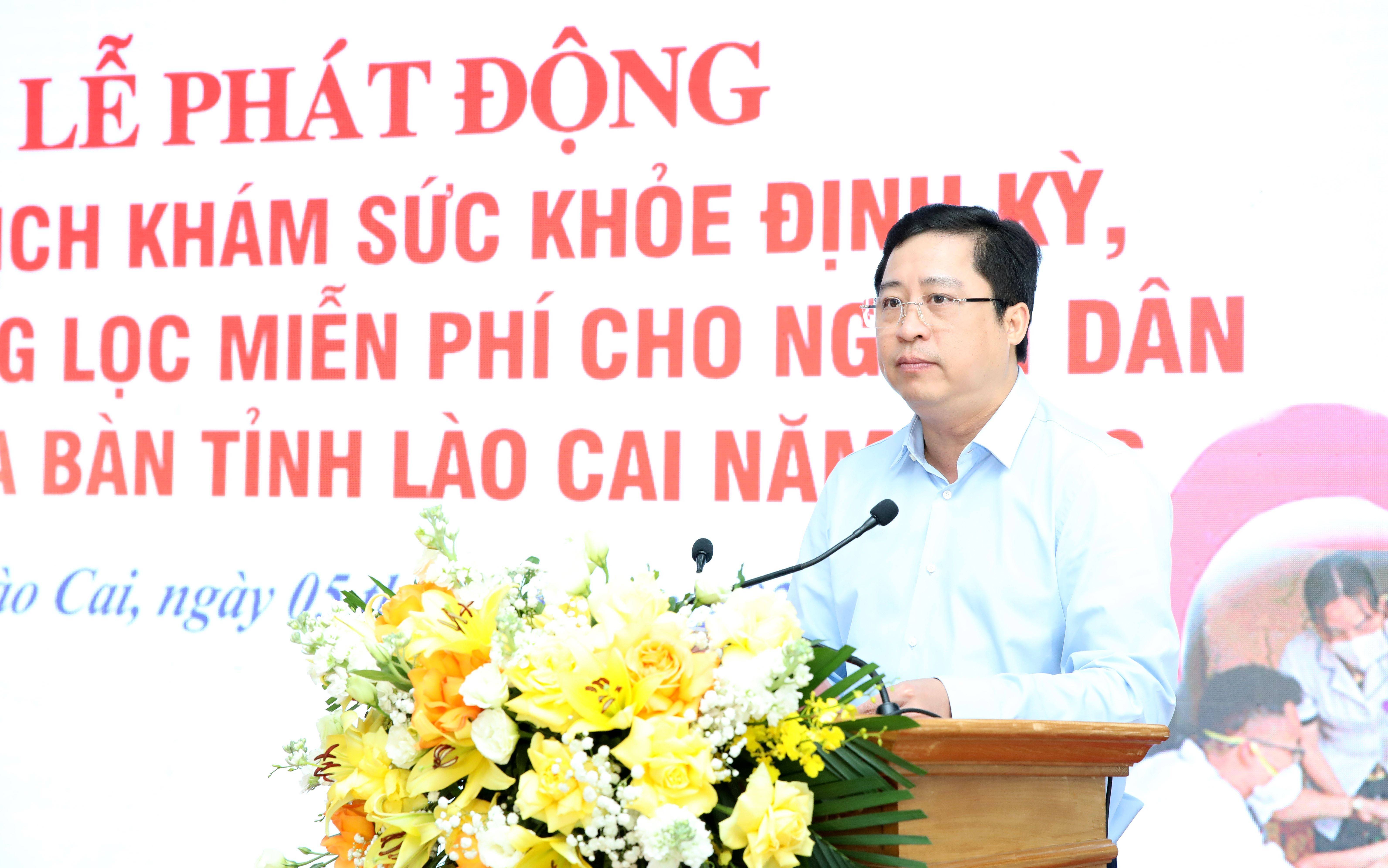 Từ chữa bệnh sang chăm sóc sức khỏe chủ động: Lào Cai triển khai khám miễn phí toàn dân