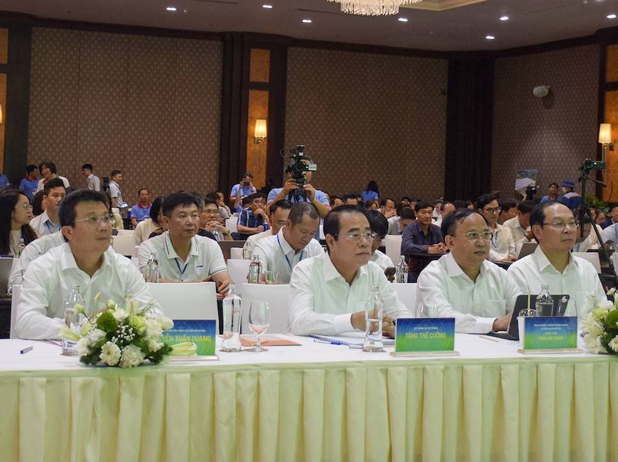 Các đại biểu tham dự Diễn đàn