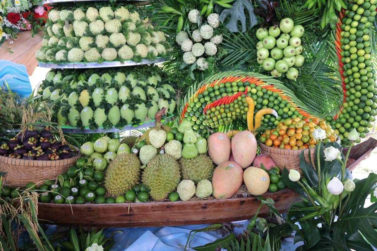 Những sản phẩm trái cây phong phú của địa phương