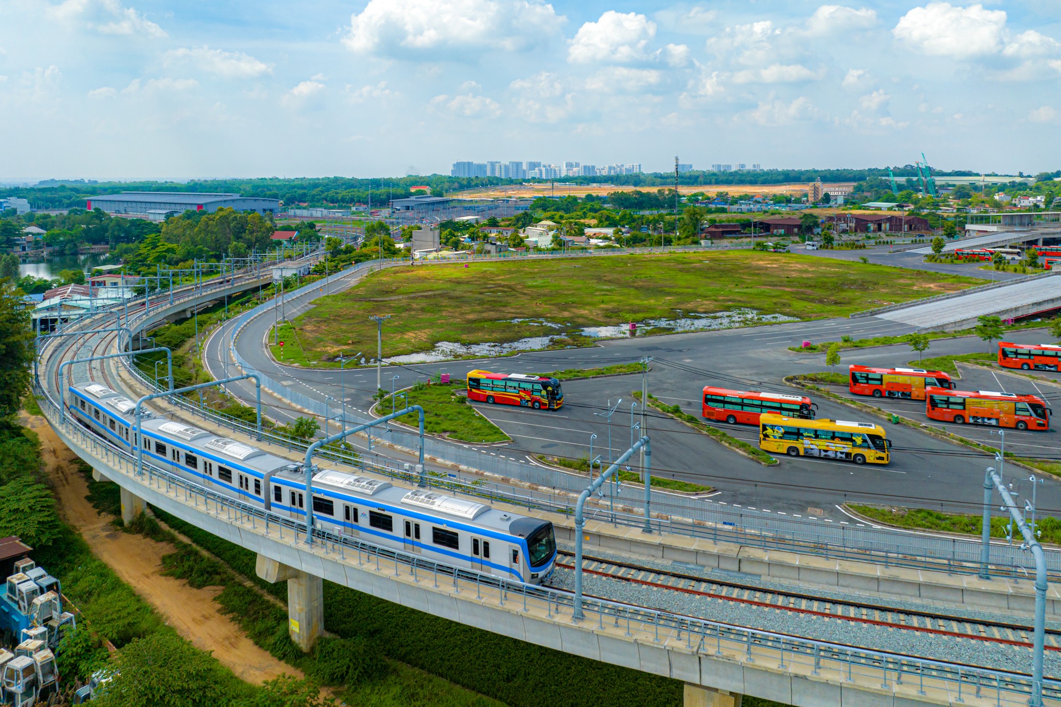 TP Hồ Chí Minh thúc tiến dự án metro Thủ Thiêm - Long Thành, đề nghị Đồng Nai phối hợp triển khai