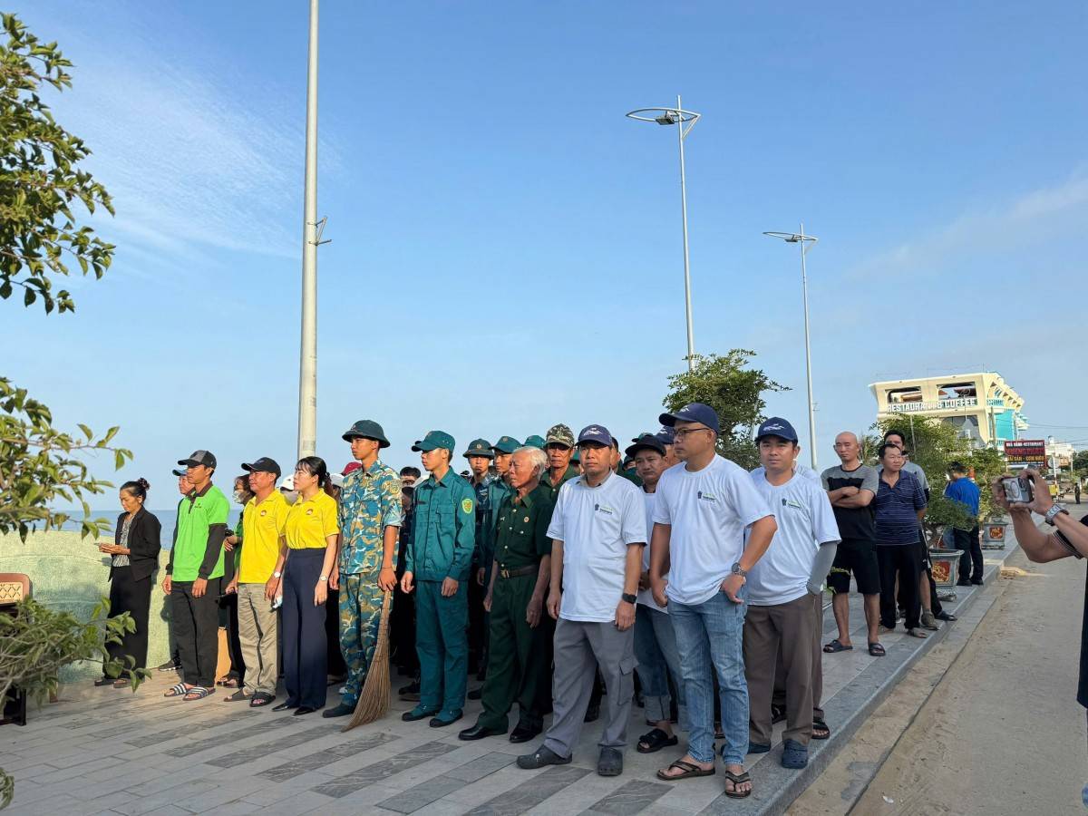 Lâm Đồng: Phường Mũi Né ra quân hưởng ứng phong trào bảo vệ môi trường, xây dựng đô thị xanh - sạch - đẹp