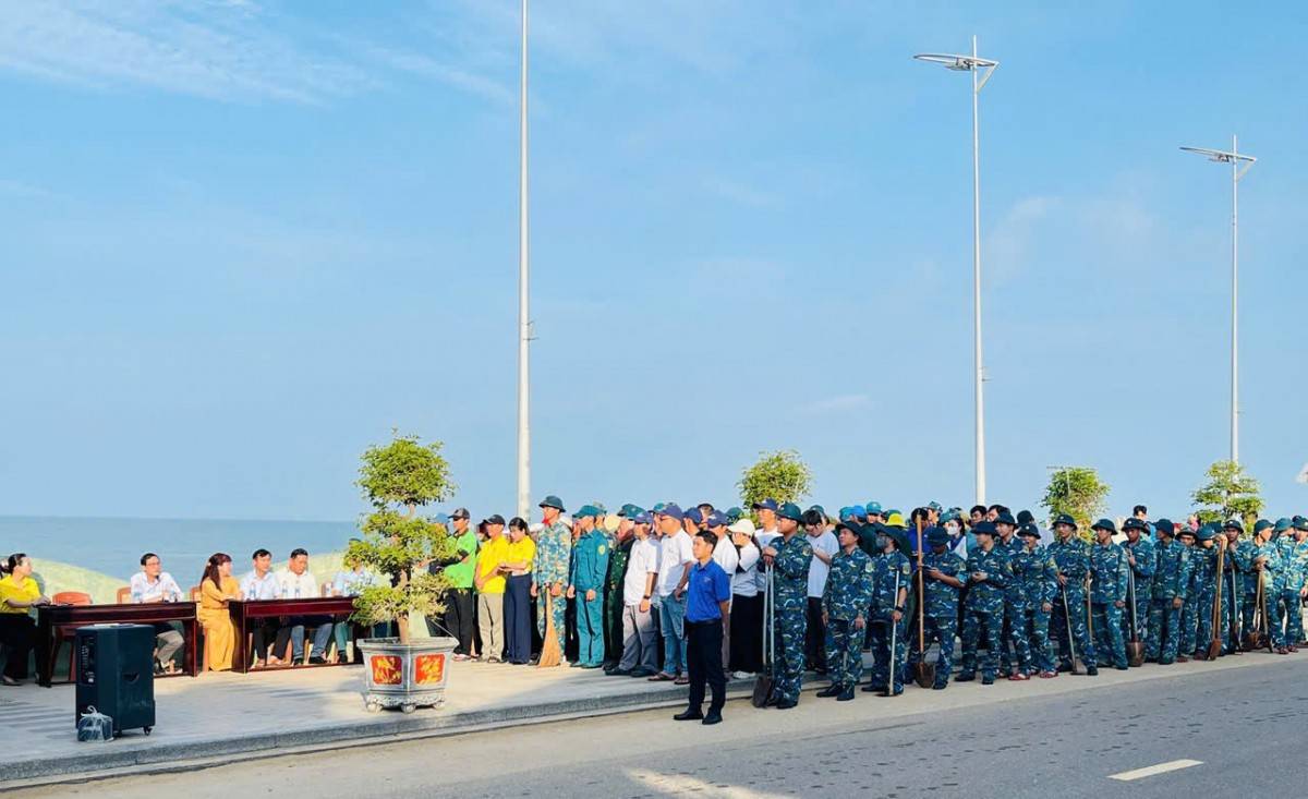 Lâm Đồng: Phường Mũi Né ra quân hưởng ứng phong trào bảo vệ môi trường, xây dựng đô thị xanh - sạch - đẹp