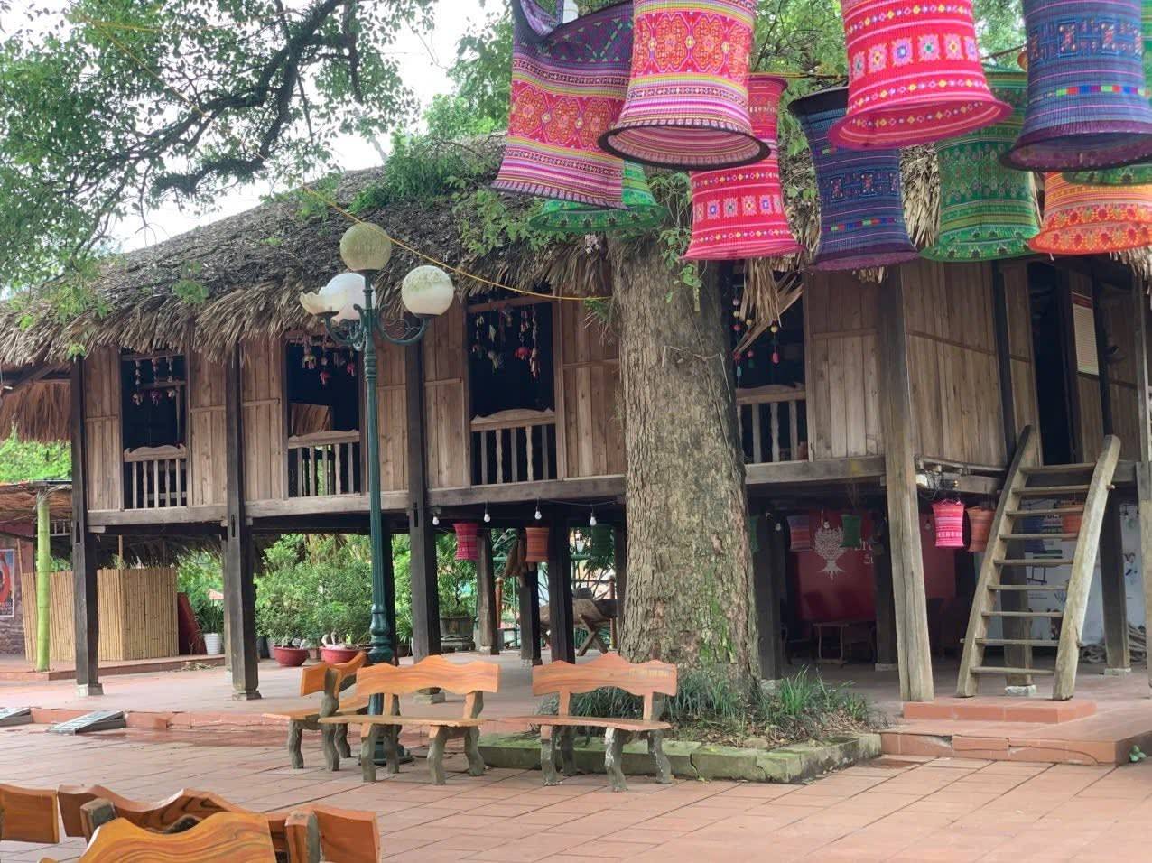 Không gian văn hóa Thái tại Bảo tàng Lào Cai góp phần gìn giữ hồn cốt văn hóa Tây Bắc