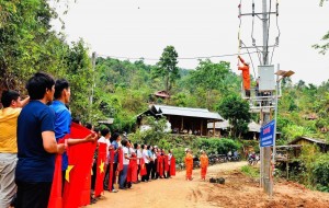 Từ kéo điện đến hỗ trợ sử dụng điện: Cách làm mới của Lai Châu ở vùng sâu, vùng xa