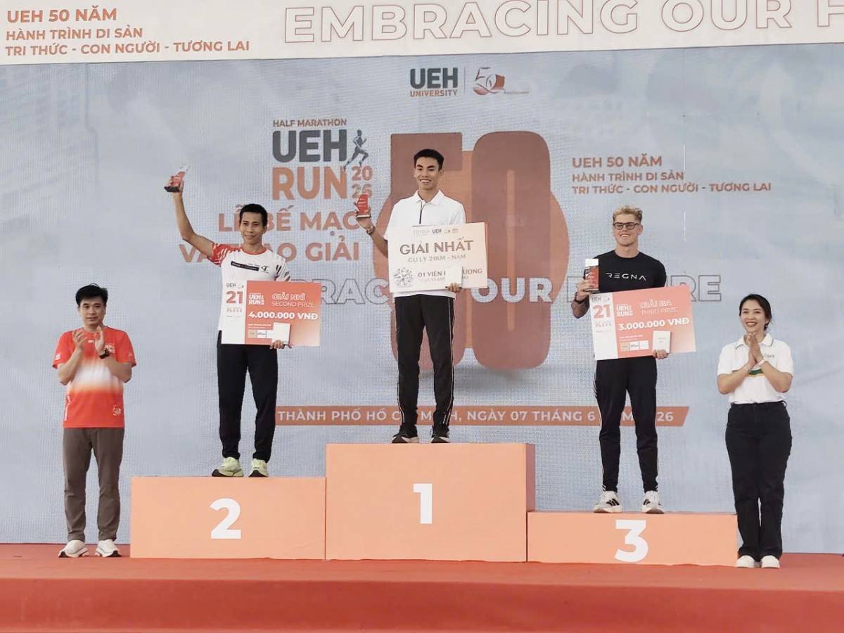Hơn 4000 runner cùng lan tỏa tinh thần “Tri thức – Con người – Tương lai” tại UEH Run Half Marathon 2026