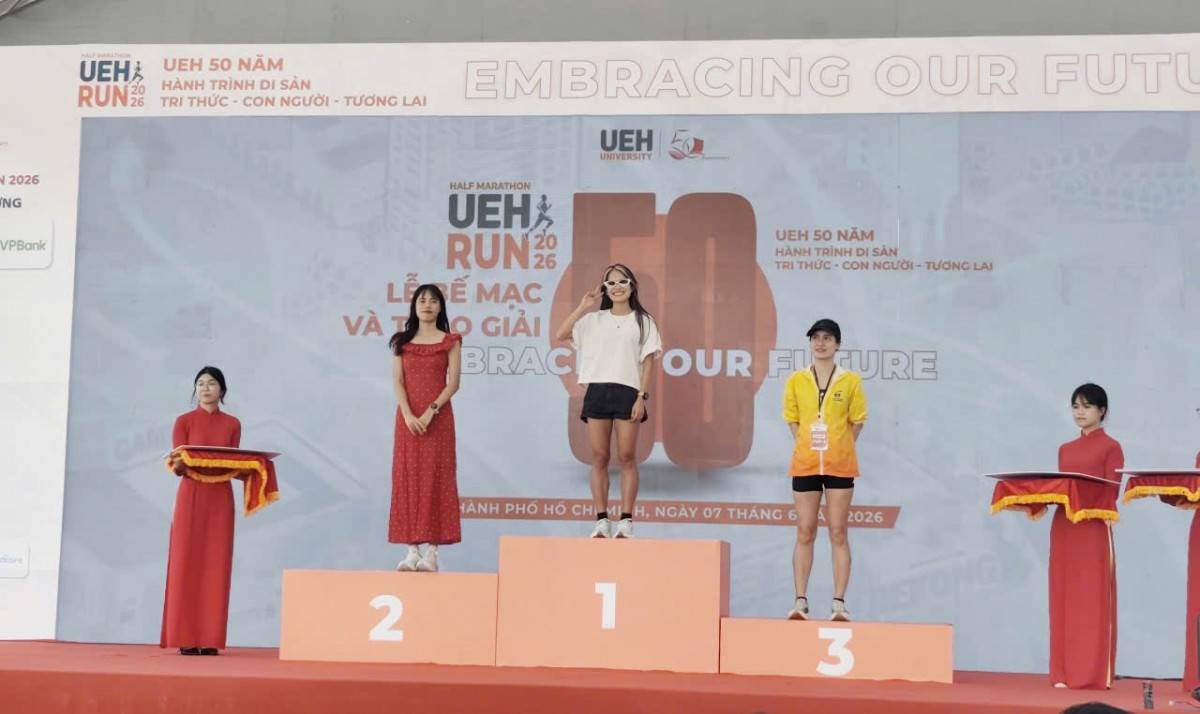 Hơn 4000 runner cùng lan tỏa tinh thần “Tri thức – Con người – Tương lai” tại UEH Run Half Marathon 2026